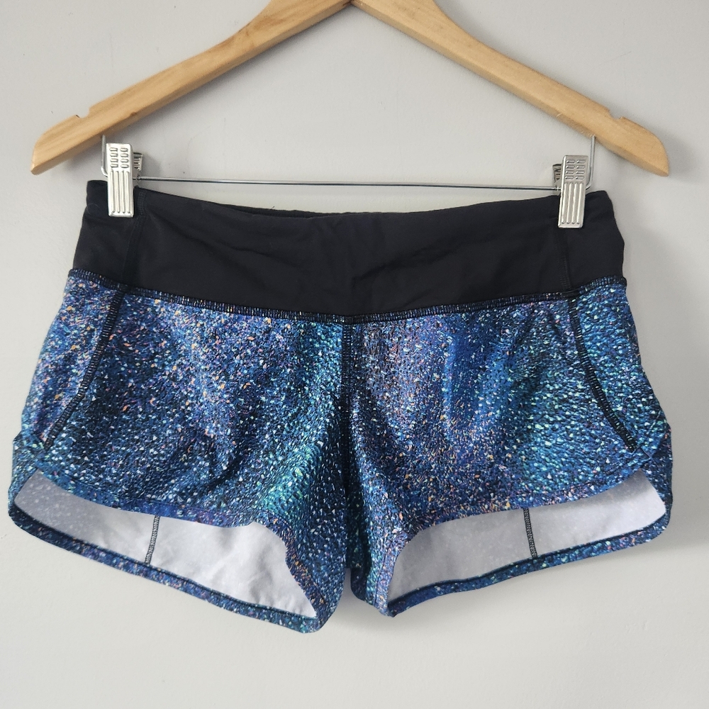 Lululemon Athletica Blue and Black Athletic Shorts Size 4